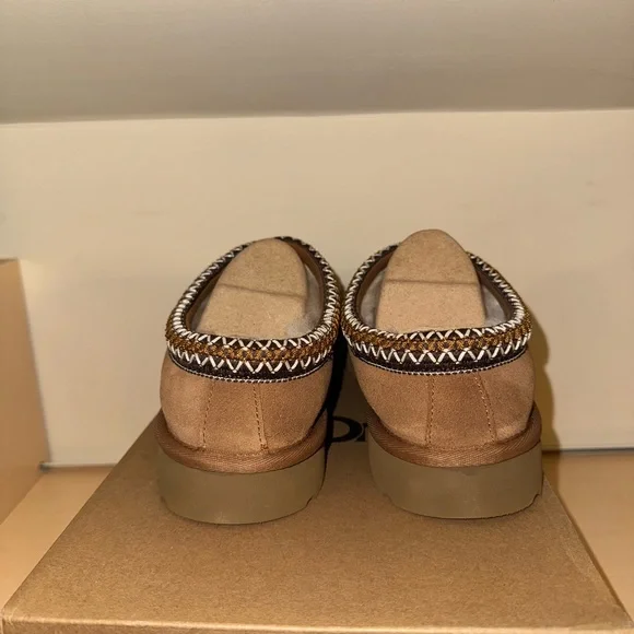 UGG Women’s Tasman II Slippers - CHESTNUT - Picture 6 of 7